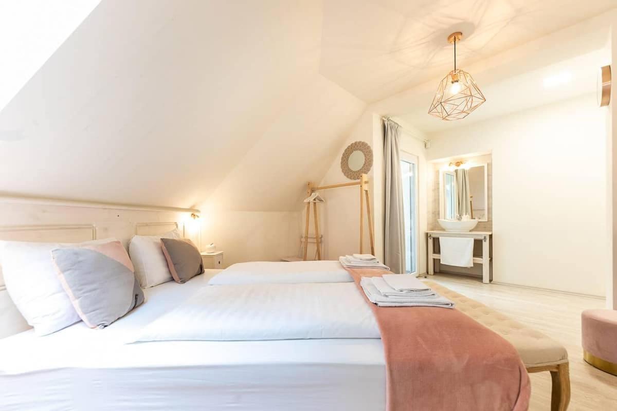 Hotel Magnólia Nagykanizsa Esterno foto